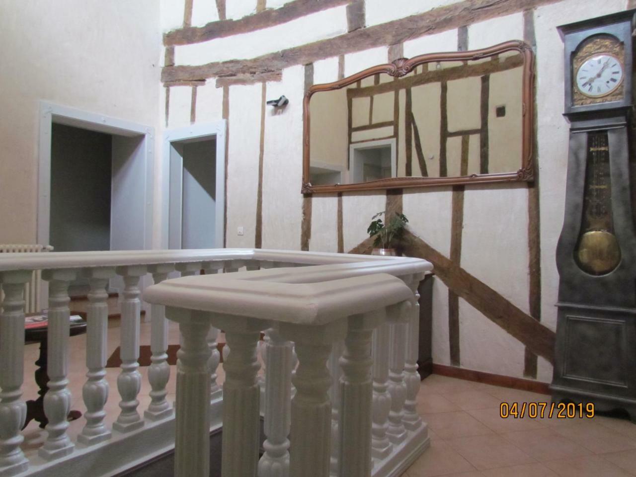 Hotel De La Commanderie Revel  Kültér fotó